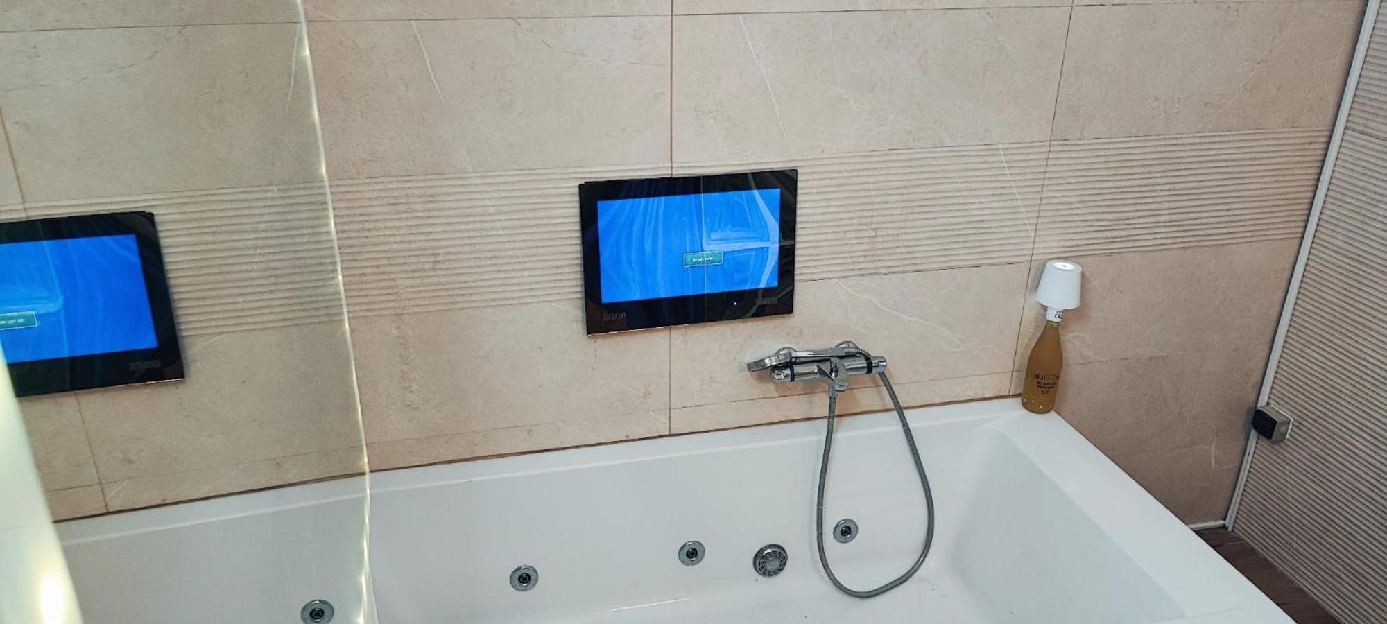 Malaga Jacuzy Apartment Ngoại thất bức ảnh